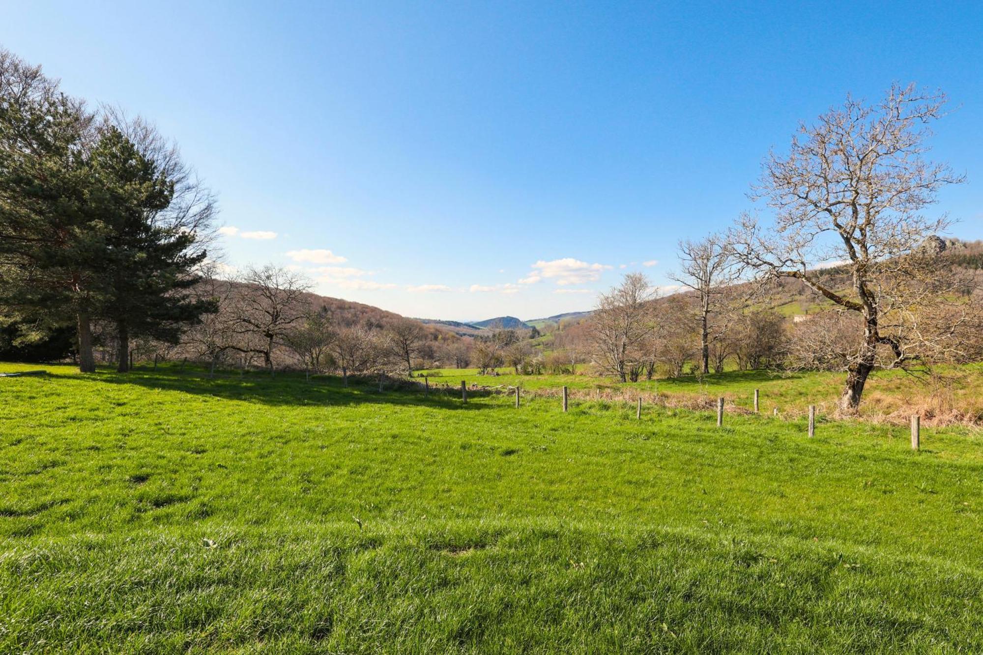 Villa De Luxe, Nichee Dans Les Montagnes Lavoine Eksteriør bilde